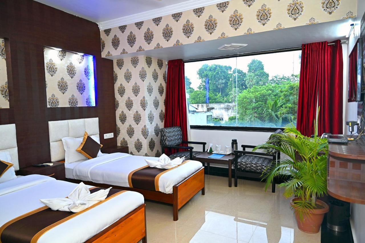 โฮเทล ราชฮานส์ อินเตอร์แนชันแนล Hotel ภาคัลปูร์ ภายนอก รูปภาพ